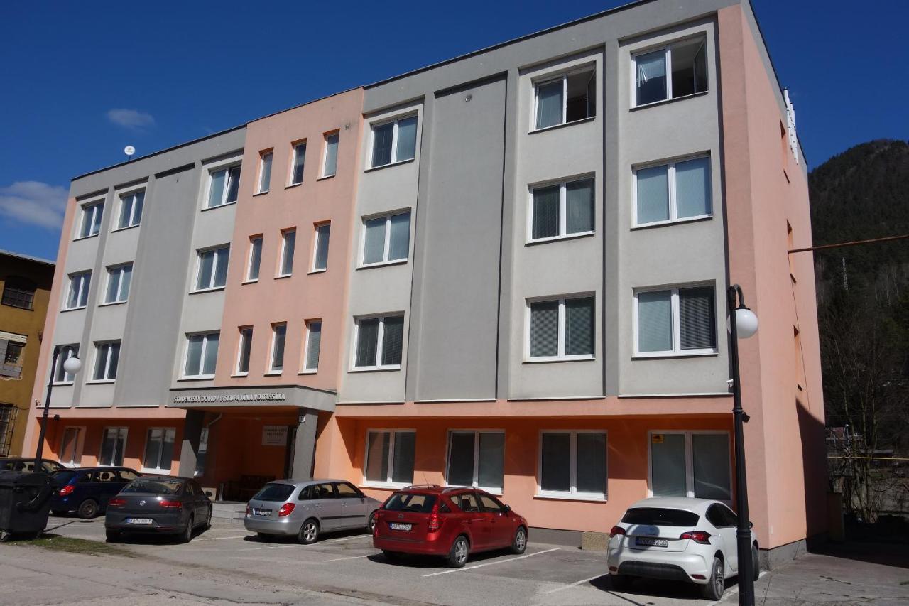 Apartmany Alzuz Ruzomberok Eksteriør billede